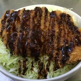 いつもより簡単 衣に玉子を使わない ソースかつ丼